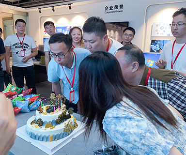 生日会