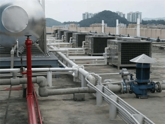 应用空气源冷热水机组