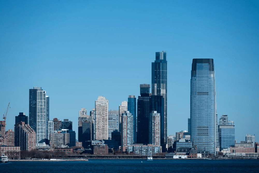 楼宇自控作为智能建筑发展重要力量，引领着建筑业向更高效方向发展