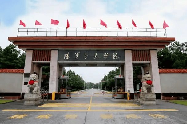南昌陆军学院图书馆